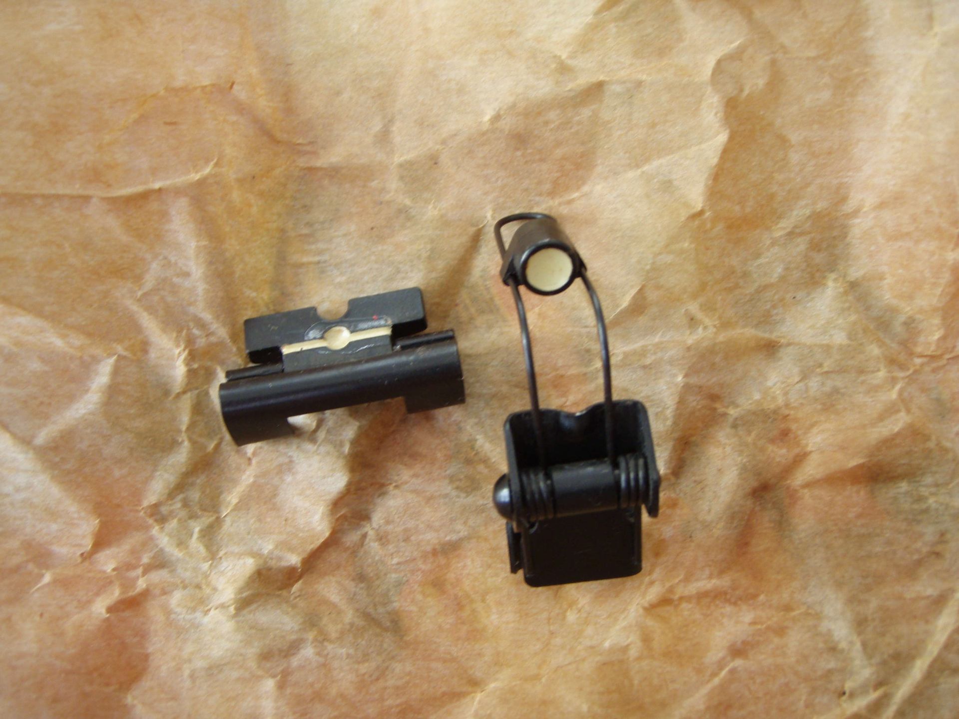 мушка и целик ак. тритиевые прицельные на glock 17. приспособление для ночной стрельбы 6ч3. прицельная планка ак-74. ночная мушка.